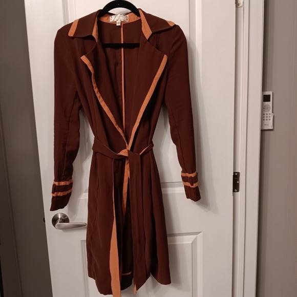 Dear Drew by Drew Barrymore Coat. Size Medium - Picture 2 of 10